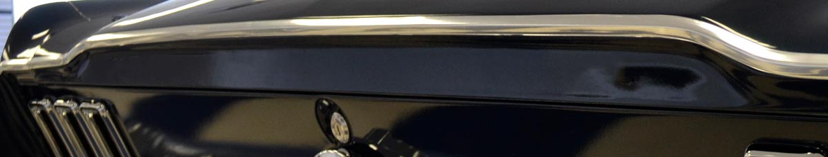 Mustang Trunk Lid Moldings