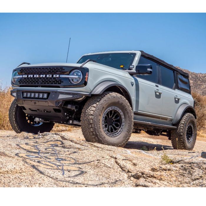 Turn Offroad Baja Front Bumper Tubular/Plate Bronco 21-26