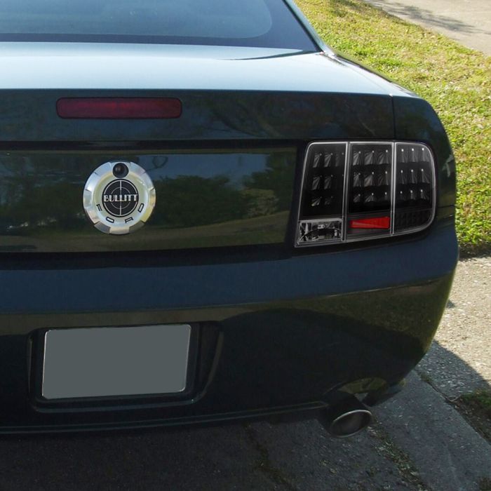 Spec-D 2005-2009 Ford Mustang Sequential Tail Lights (Chrome Housing Spec-D 2005-2009 Ford Mustang Sequential Tail Lights (Chrome Housing