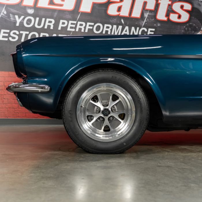 Moray Wheels Mustang Wheel Styled Alloy 15”X7” Dark Gray/Polished