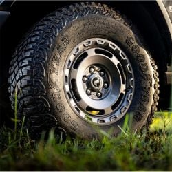 Ford Racing Everglades Wheel And Tire Package/TPMS Kit 17X8.5