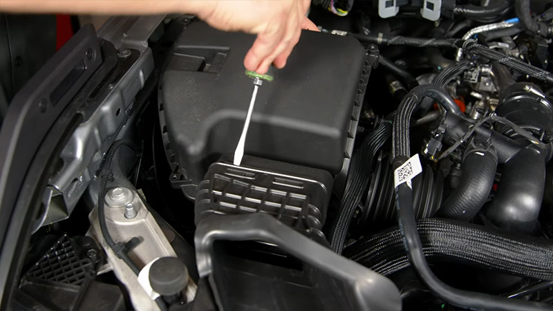Popping 6th gen Bronco's factory air intake lid out of intake