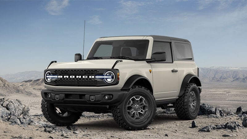 2026 Ford Bronco painted Desert Sand
