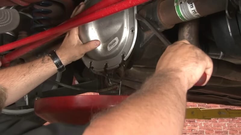 Draining the Differential Oil on a Ford Mustang