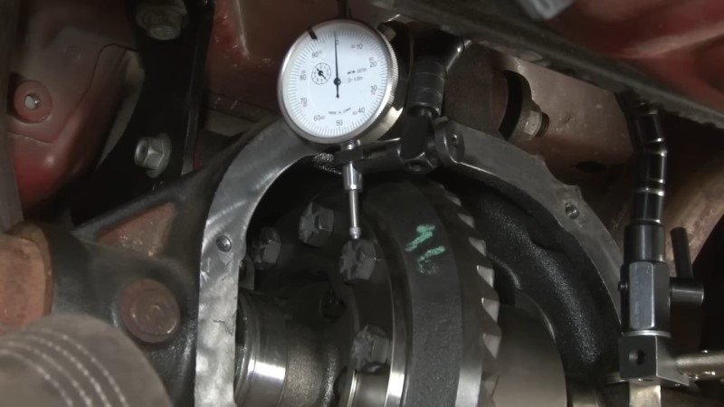 Gauge Measuring Backlash In a Mustang Differential
