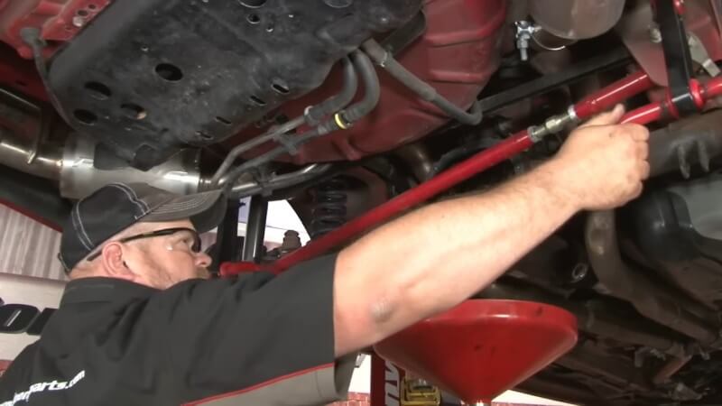 Removing the Sway Bar From a Ford Mustang