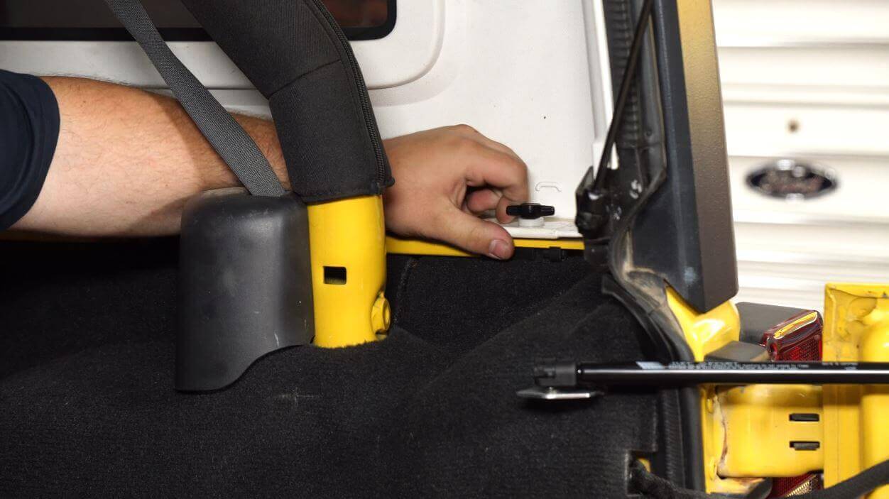 Remove Side Bolts Jeep Wrangler Hardtop